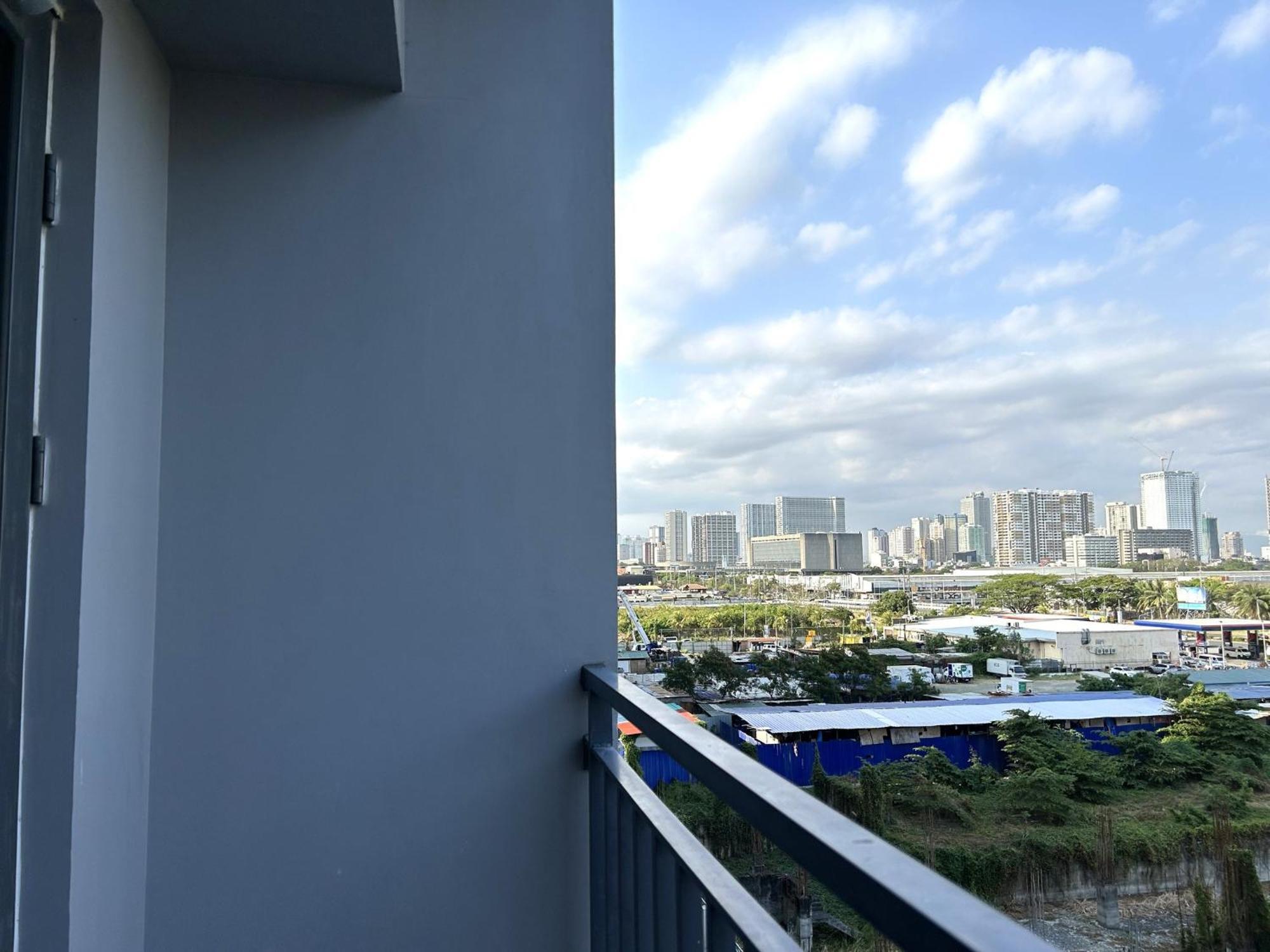 Shore Residences Moa Dynastel Staycation Pasay Exterior photo