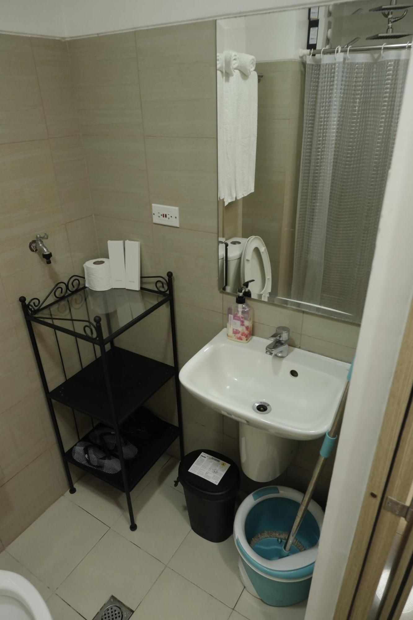 Shore Residences Moa Dynastel Staycation Pasay Exterior photo