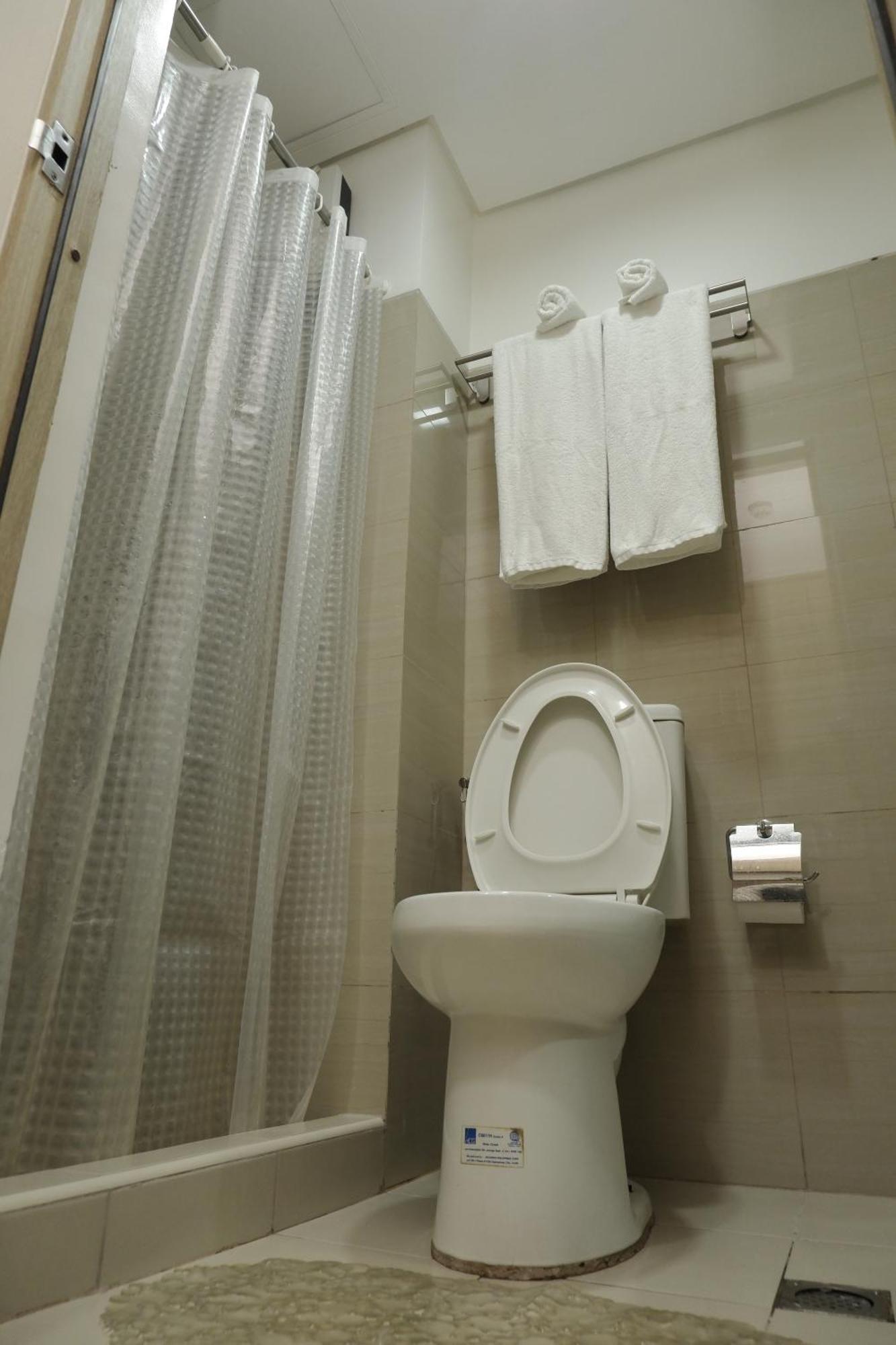 Shore Residences Moa Dynastel Staycation Pasay Exterior photo